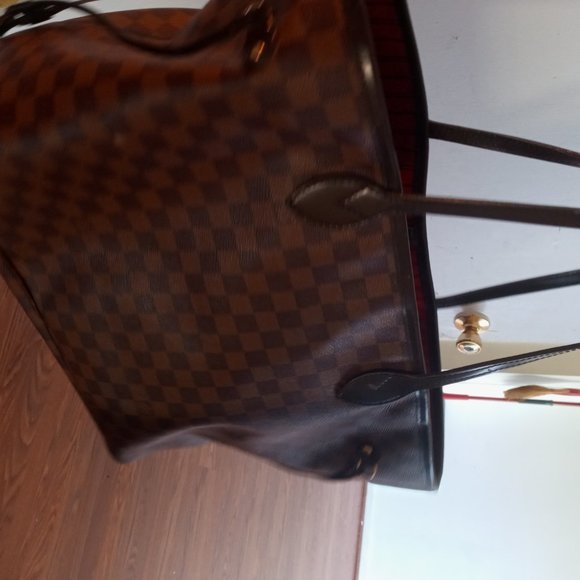 louis Vuitton - Picture 11 of 11